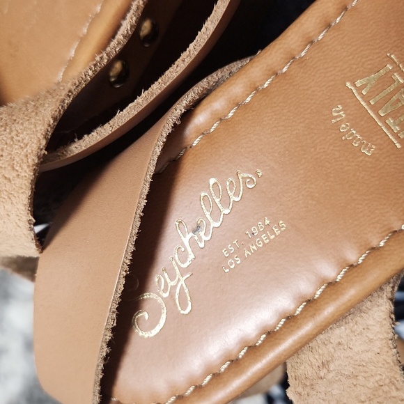 Forward Wedge by Seychelles - Picture 8 of 10